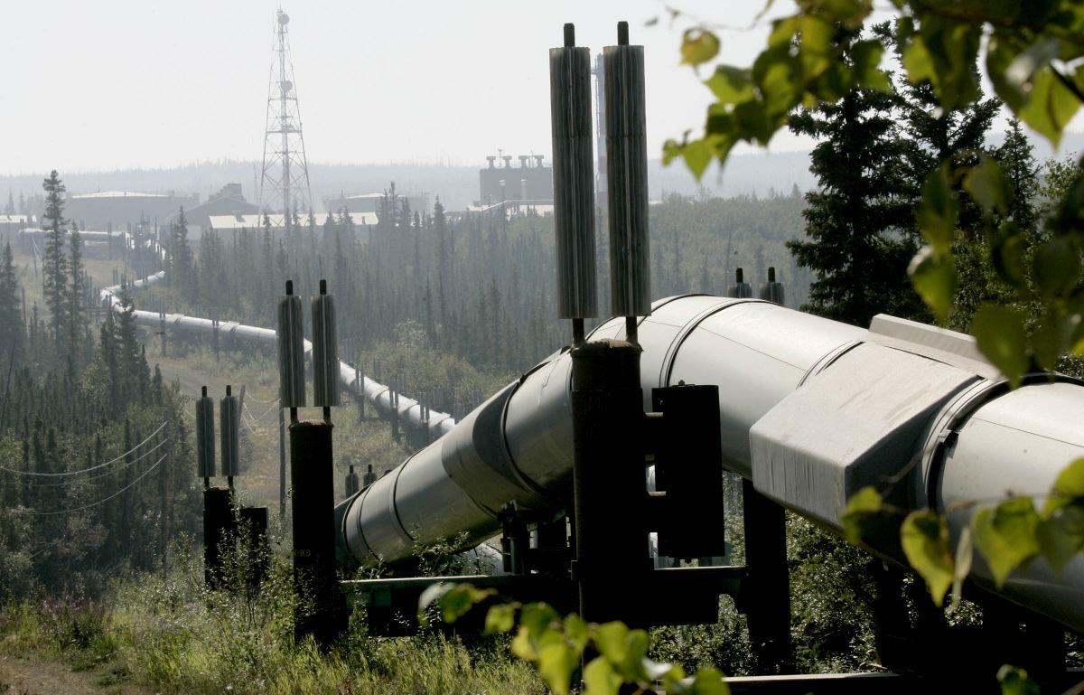 Photos Construction began on the TransAlaska Pipeline Madison Archives