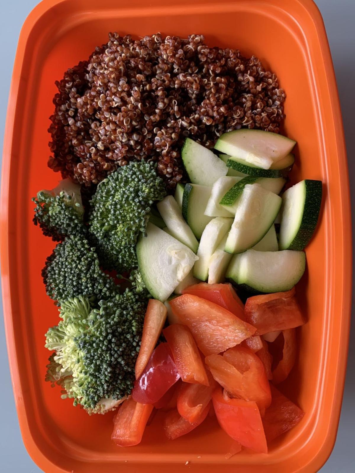 Curbside Review Leanfeast Offers Good Clean Nutrition On The Go Dining Reviews Madison Com
