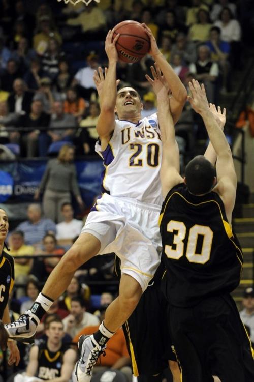Ncaa Division Iii Men S Basketball Uwsp To Play For National