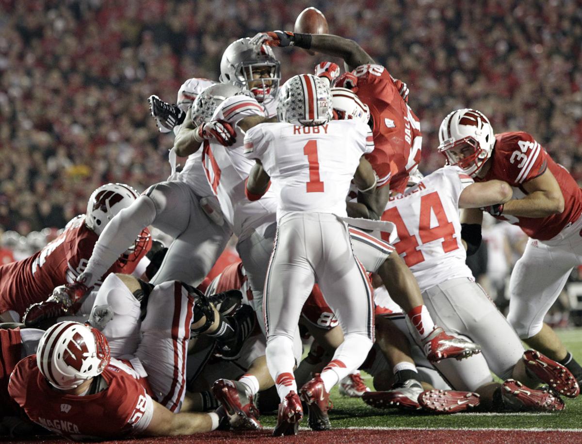 The concussion question: Head trauma alarms many former UW football players