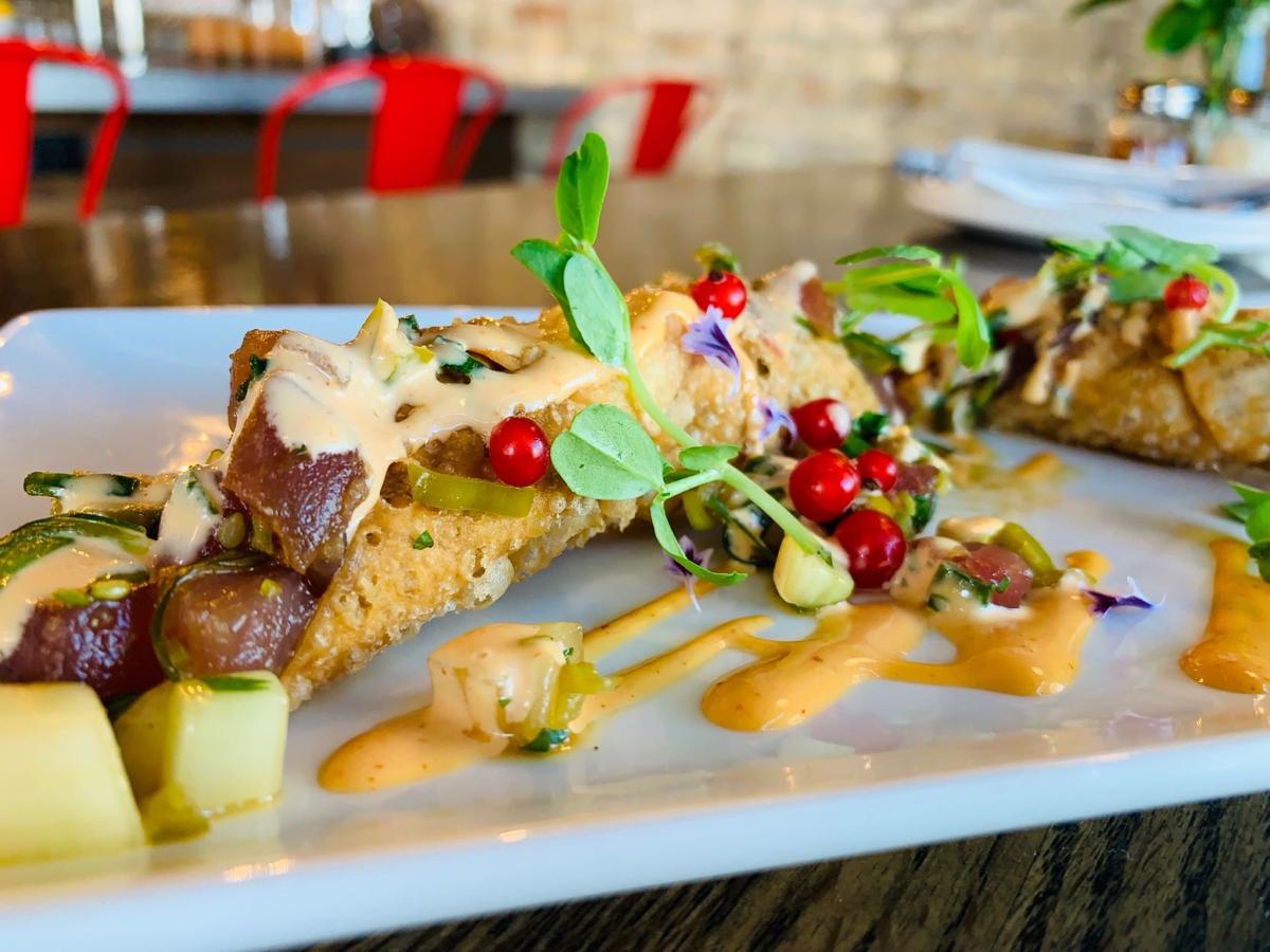 Poke cannoli