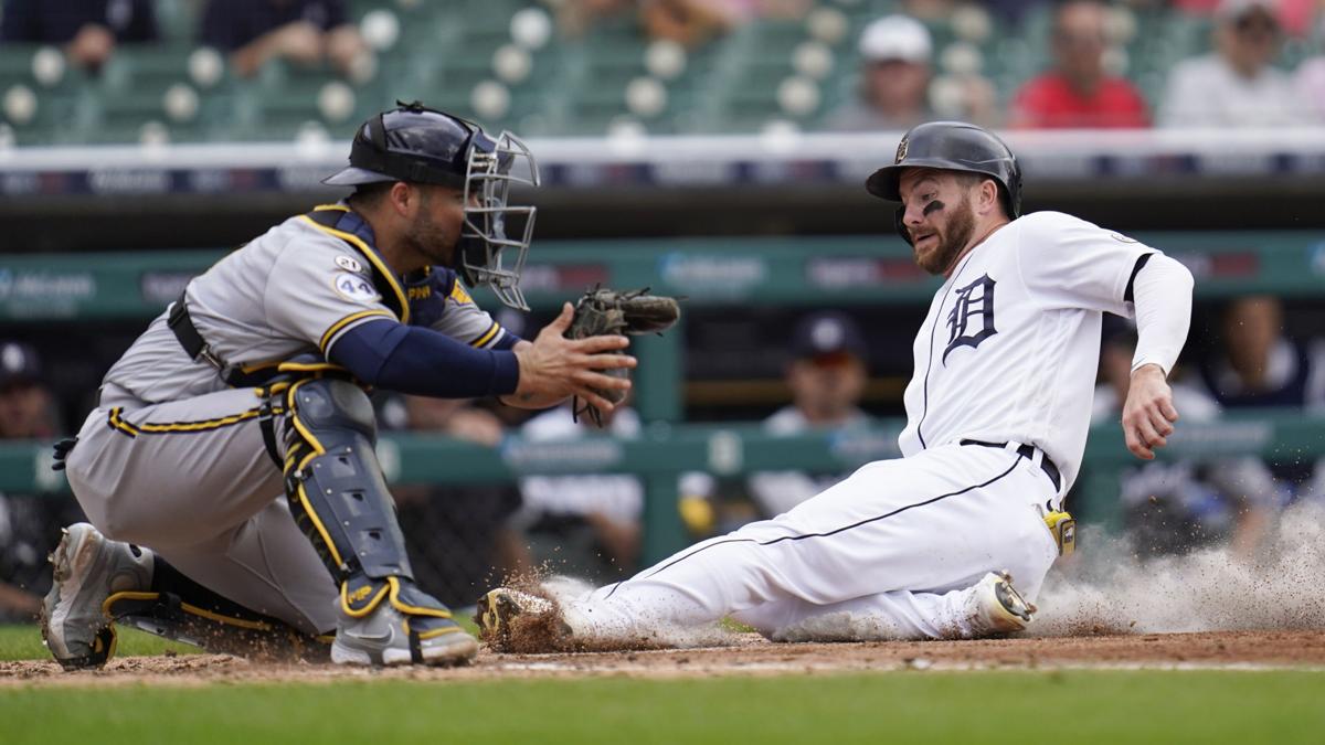 Former Tigers catcher signs big-league deal with Pirates 