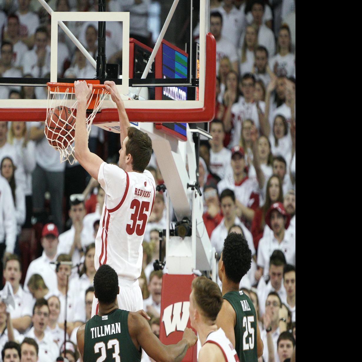 Hanging Tough Wisconsin Badgers Edge Michigan State Spartans