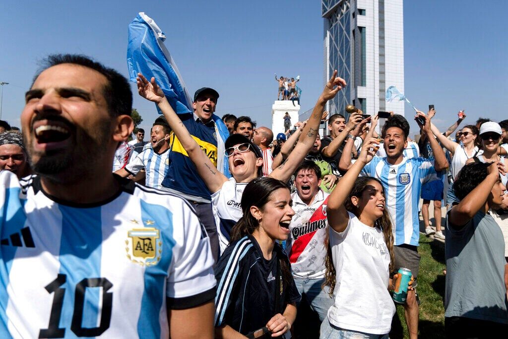 Argentina Champions Three Stars Lionel Messi 10 Youth Away Jersey - Praise  To Heaven