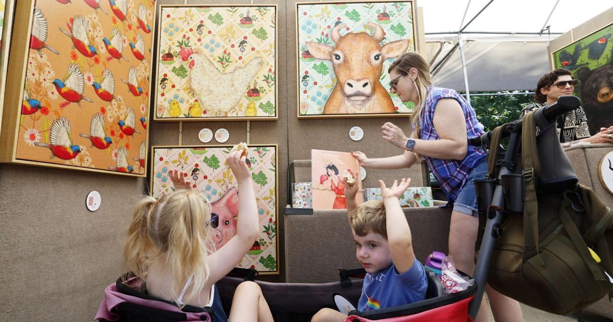 Art Fair on the Square serves creative chaos