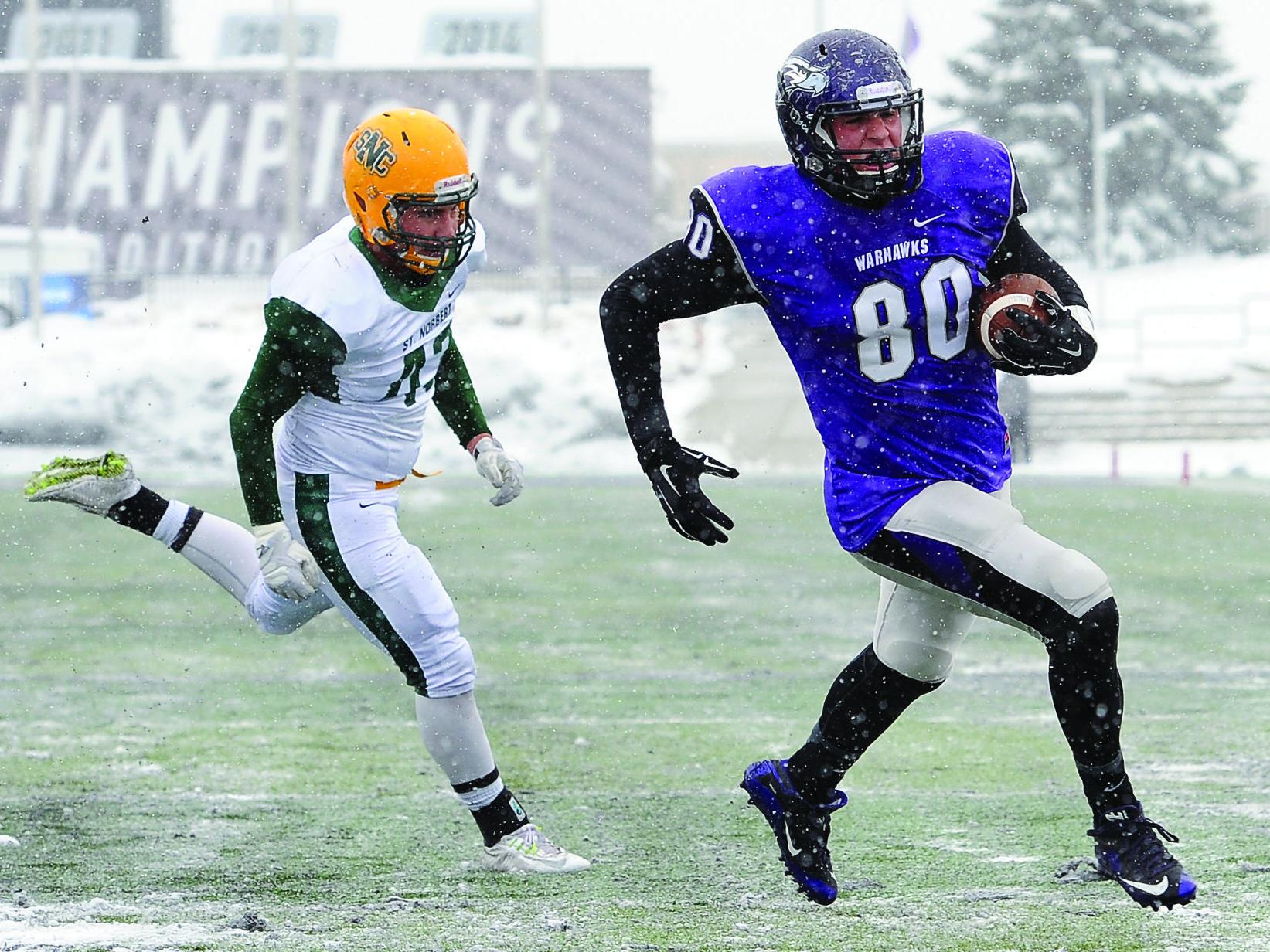 Wiac Football Uw Whitewater Roster Packed With Players From Area