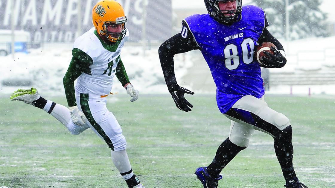 Wiac Football Uw Whitewater Roster Packed With Players From Area