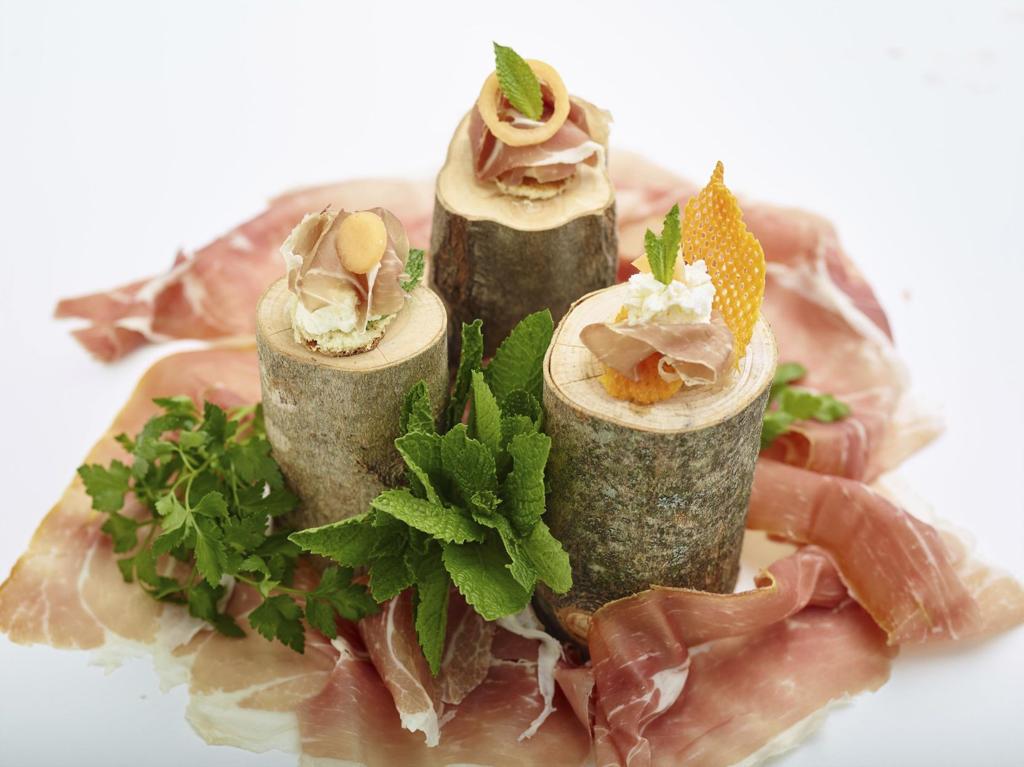 for a hassle less bite during the holidays consider canape madison com recipes food and cooking tips madison com