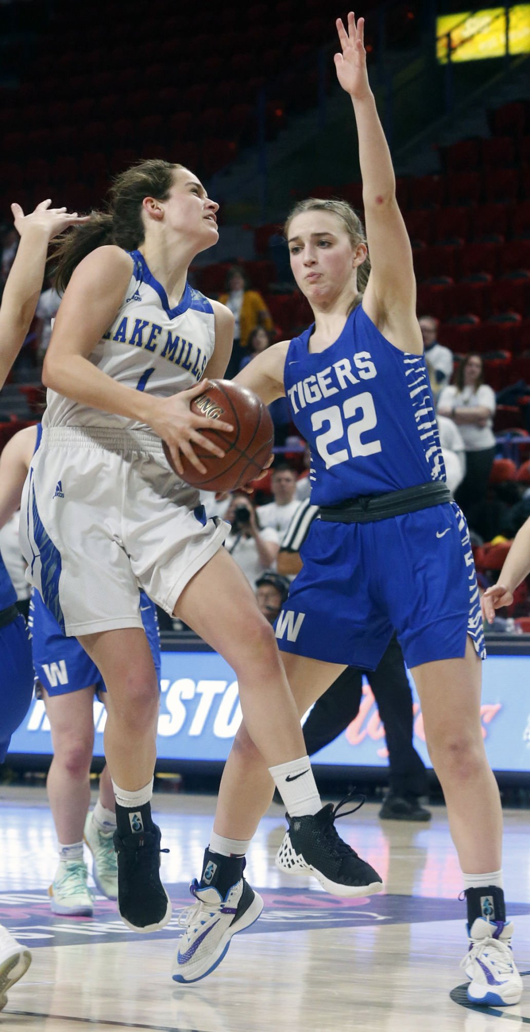 WIAA state girls basketball preview Verona, Reedsburg, Lake Mills hit