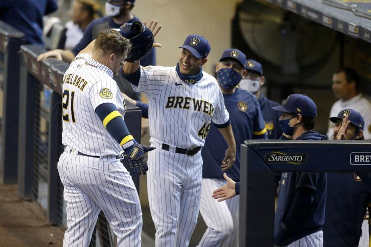 Daniel Vogelbach's 2 homers carry Brewers to season-high fourth