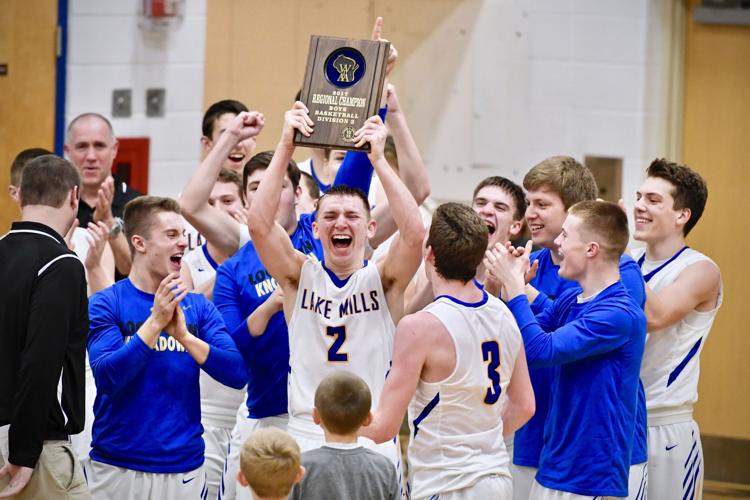 WIAA state boys basketball Lake Mills' allguard lineup shoots its way