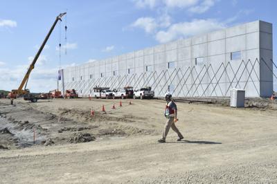 State officials meet with Foxconn officials