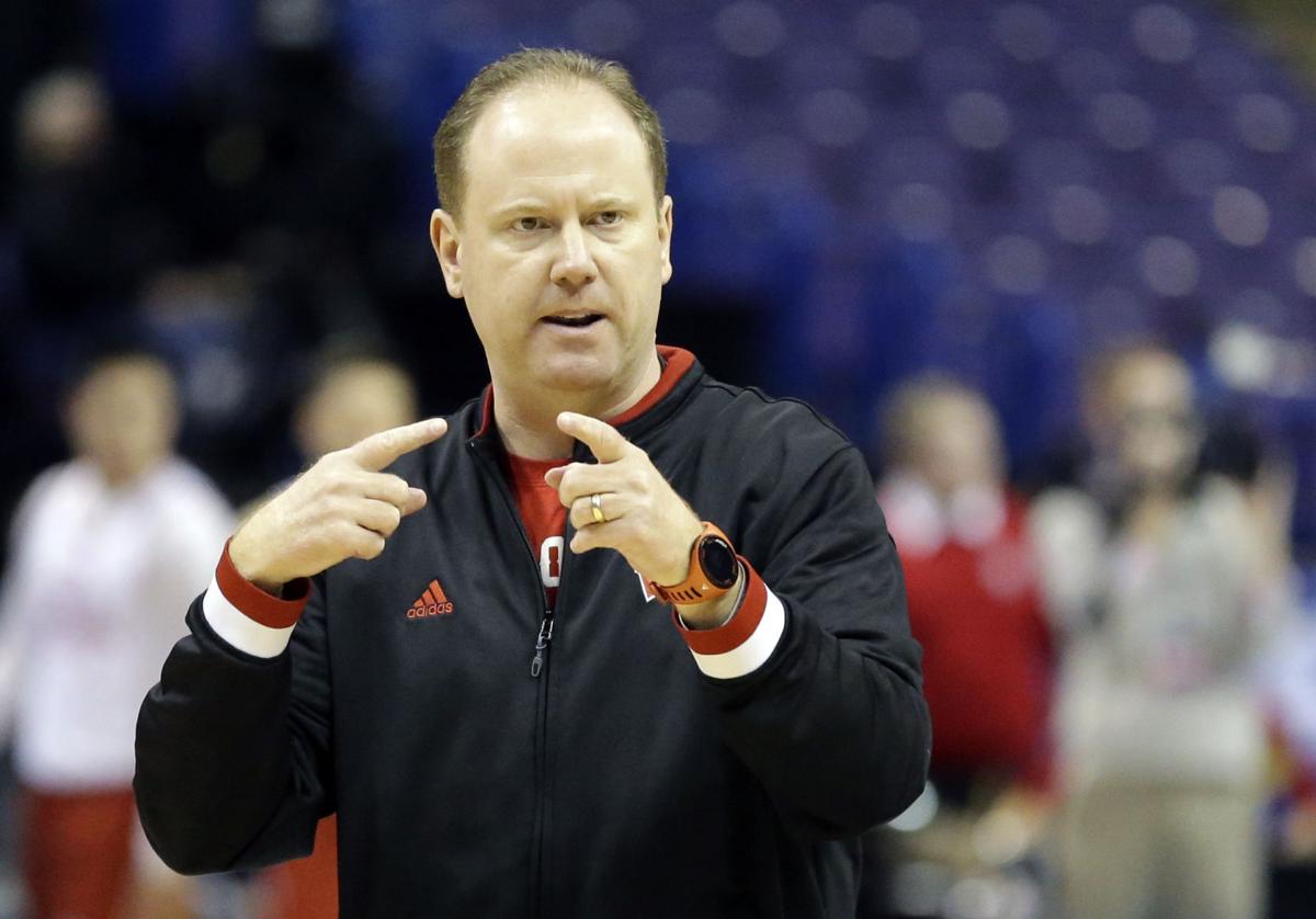 Badgers Men S Basketball Gard Family Plans To Make Sad Day