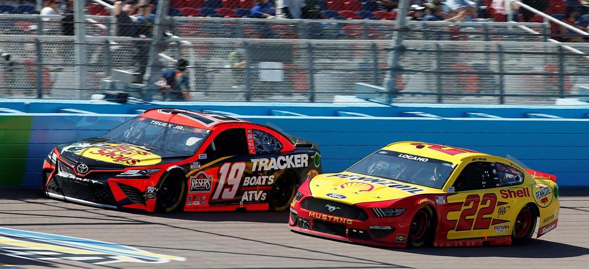 Hungry Martin Truex Jr Feasts At Finish Of Nascar Race At Phoenix Raceway Auto Racing Madison Com