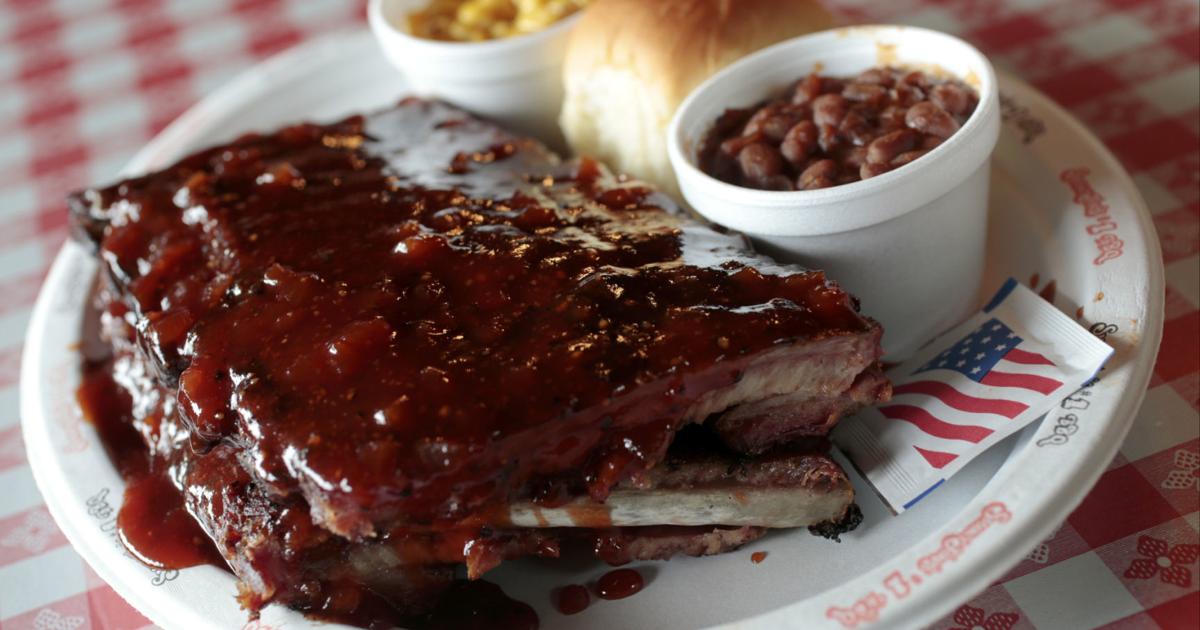 Madison Fat Ribs 30 plates that define Madison: Smoky Jon's ribs