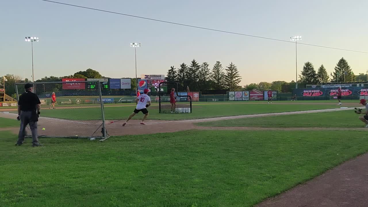 Highlights From Wisconsin Badgers Athletes At The Battle 4 Wisconsin