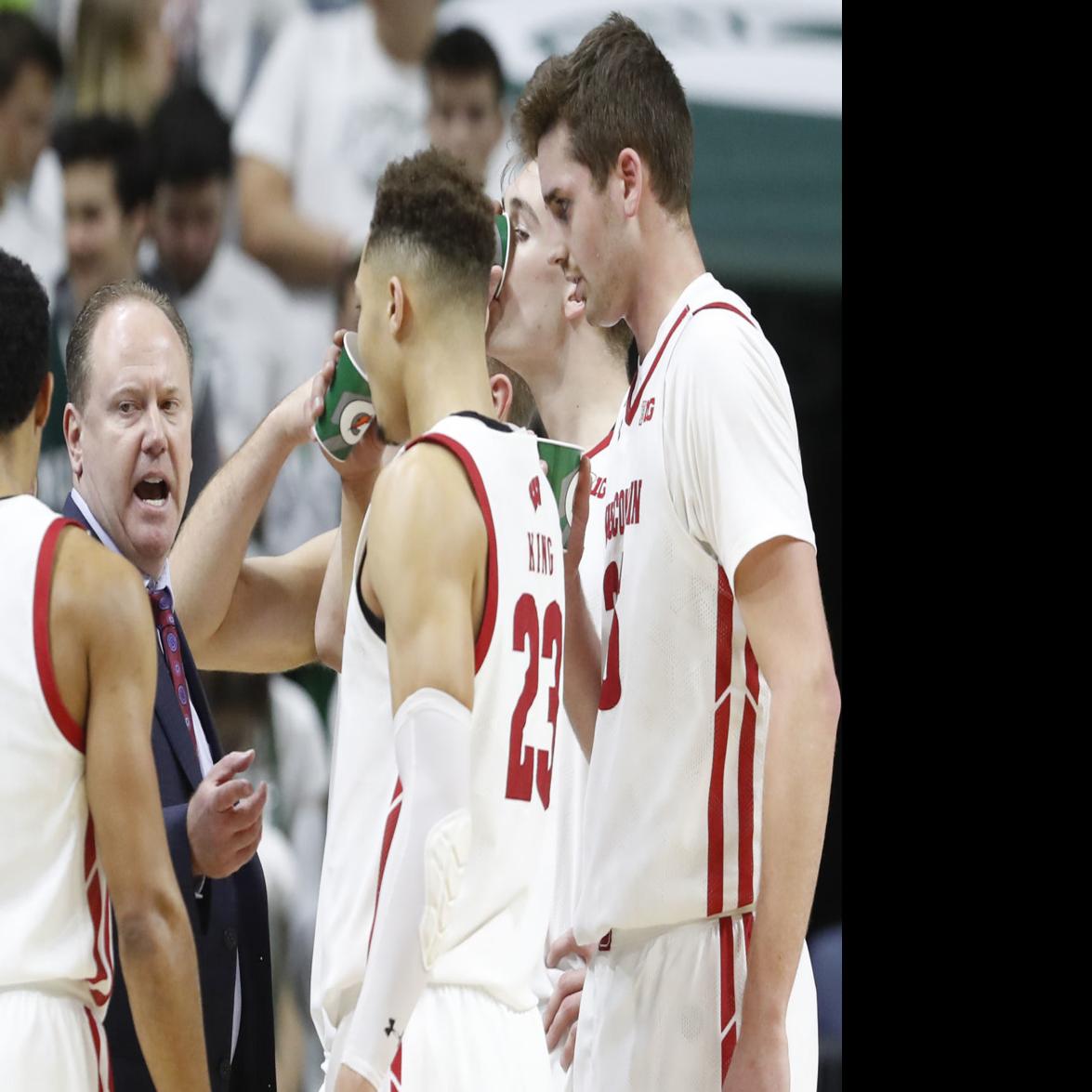 Tom Oates Latest Crisis Toughest Test Yet For Wisconsin Badgers