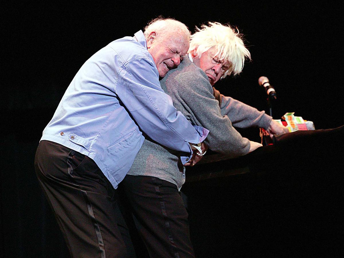 Tim Conway, Emmy-Award-winning comedian of 'The Carol Burnett Show' fame,  dead at 85