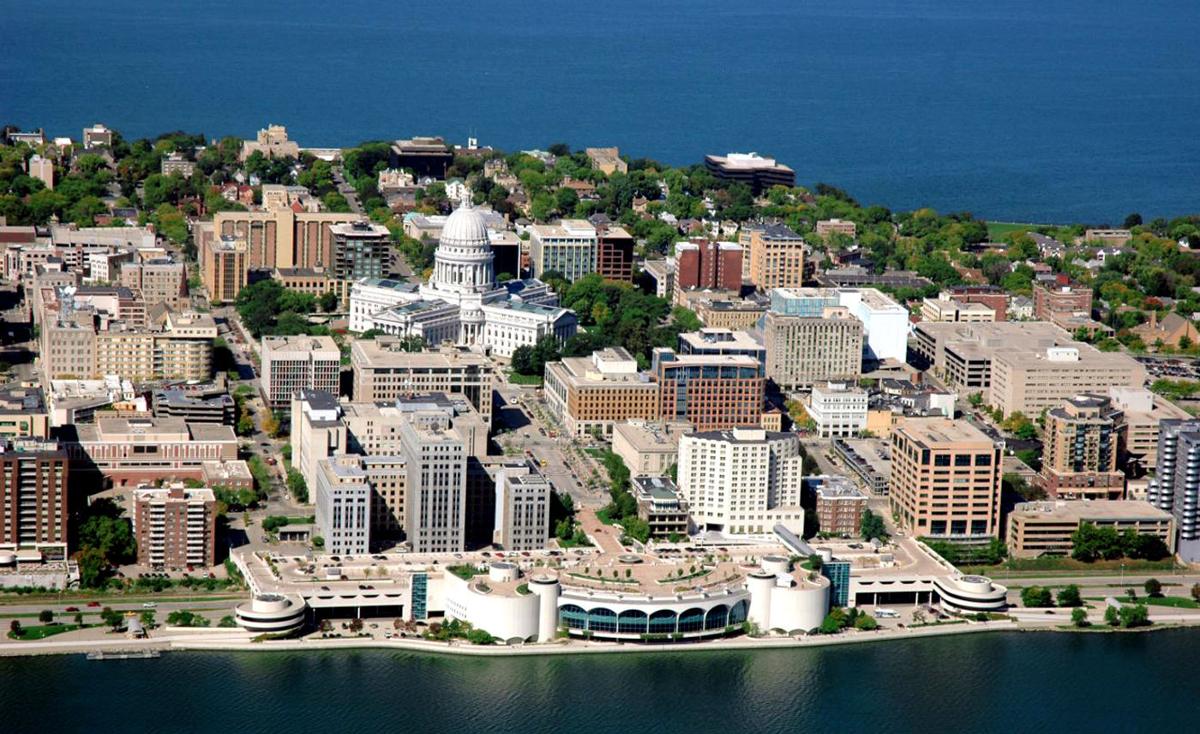 WISCONSIN CAPITAL SKYLINE.