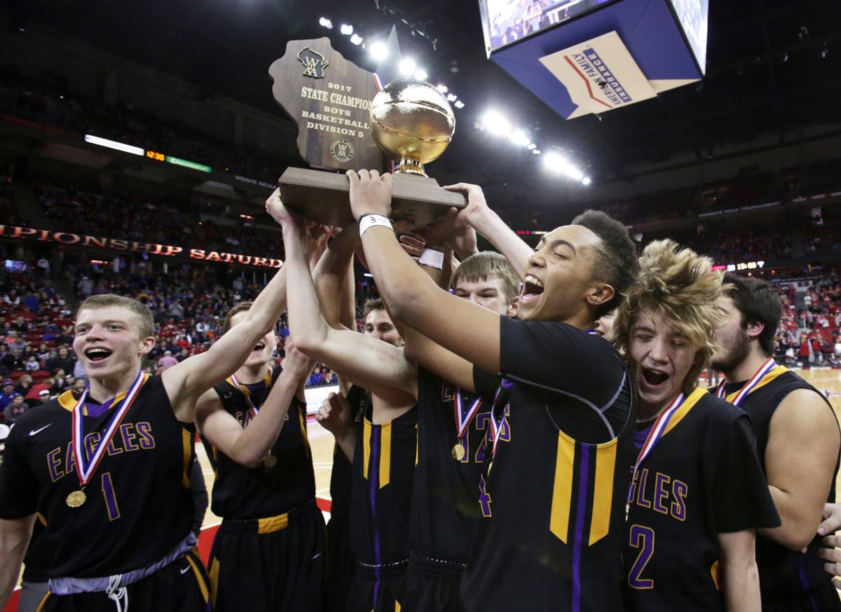 Wiaa State Boys Basketball Barneveld Rolls Past Shullsburg To Win