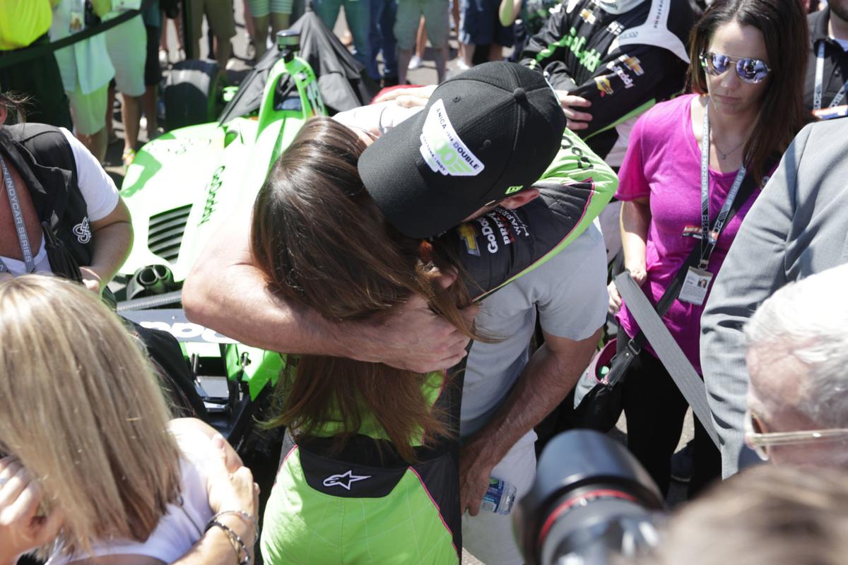 Danica Patrick Aaron Rodgers Hug Ap Photo Madison Com