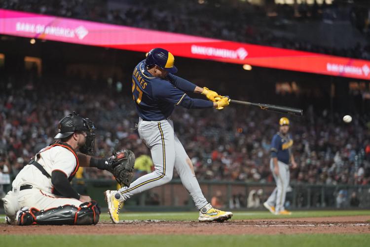 Brewers edge Giants in 10 innings on infield single as Christian