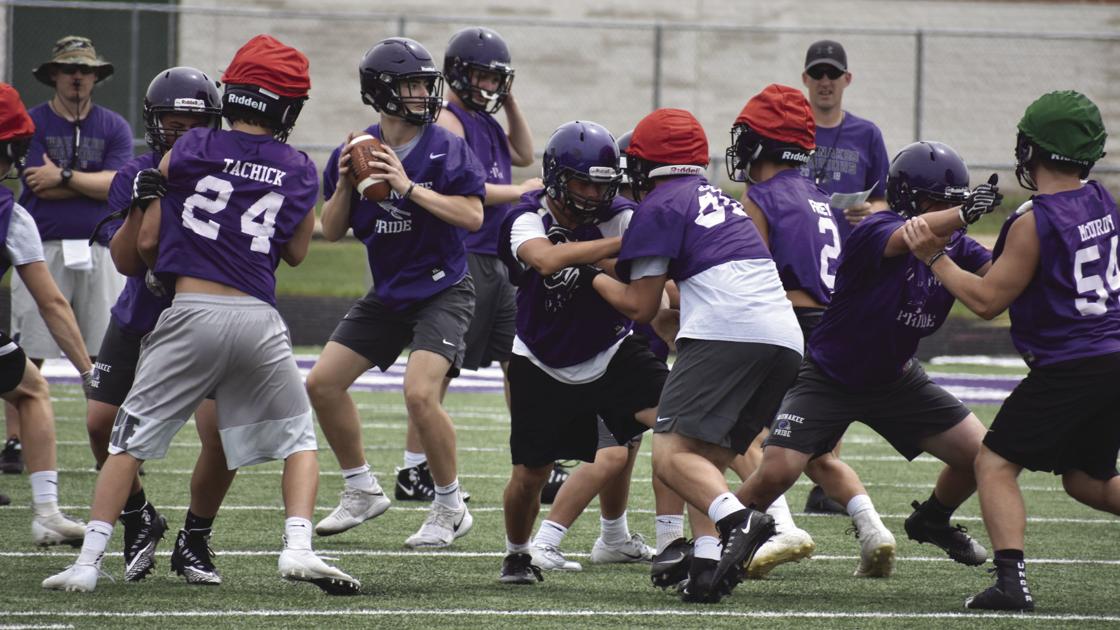 Prep football: Waunakee, Mount Horeb/Barneveld move into No. 2 spots in Prep football: Waunakee, Mount Horeb/Barneveld move into No. 2 spots in