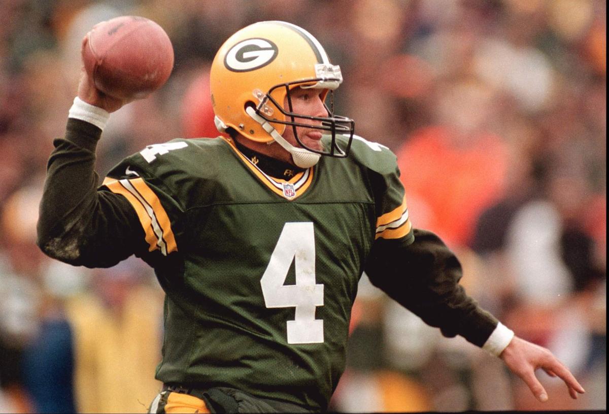 Flint's Andre Rison reflects on playing with NFL great Brett Favre 