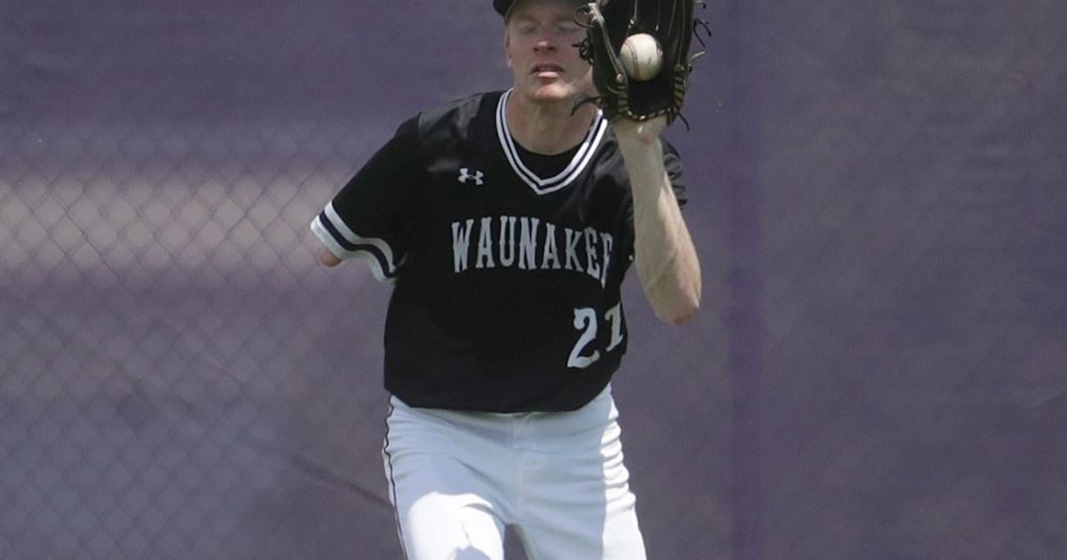 Waunakee's Adam Acker doesn't let limitation slow him on the field or ...