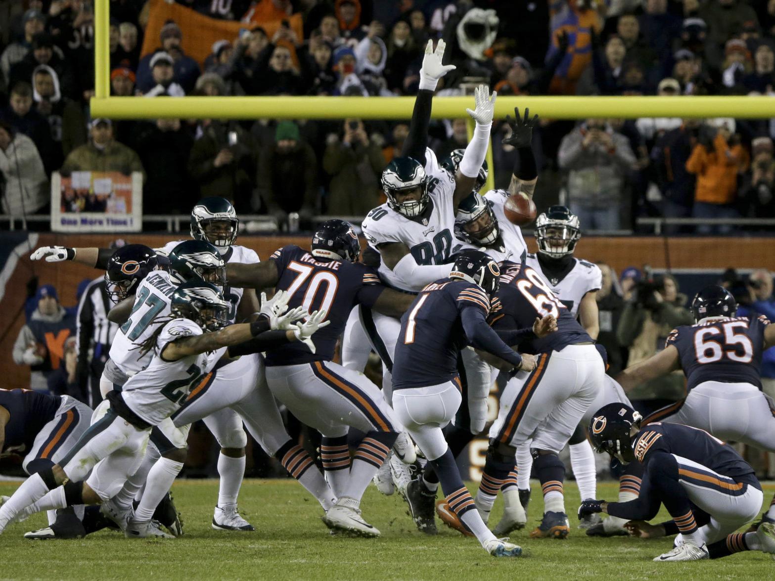 Packers Sign Defensive Lineman Treyvon Hester Who Tipped Bears Double Doink Pro Football Madison Com