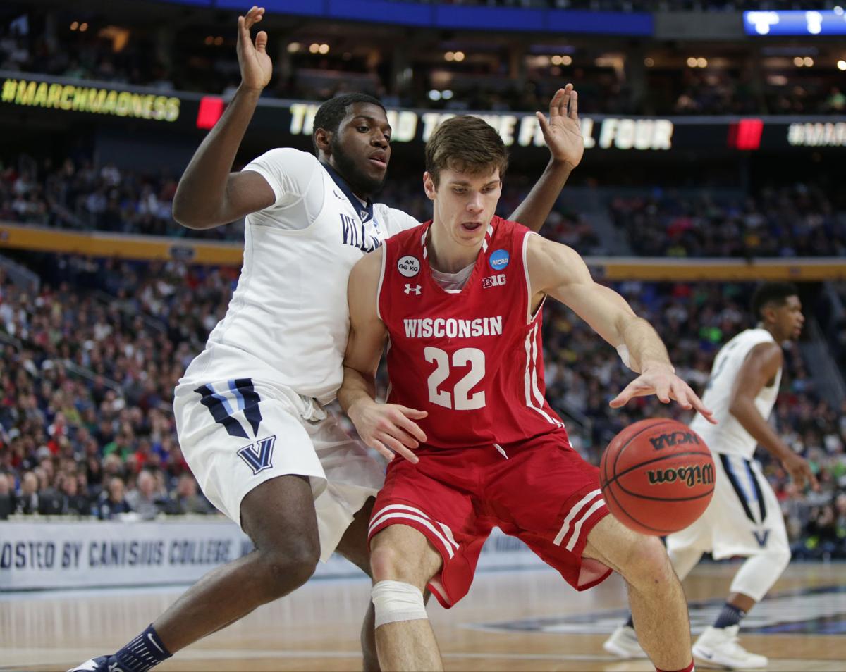 Badgers Men S Basketball Wisconsin S Ethan Happ Named Ap Third