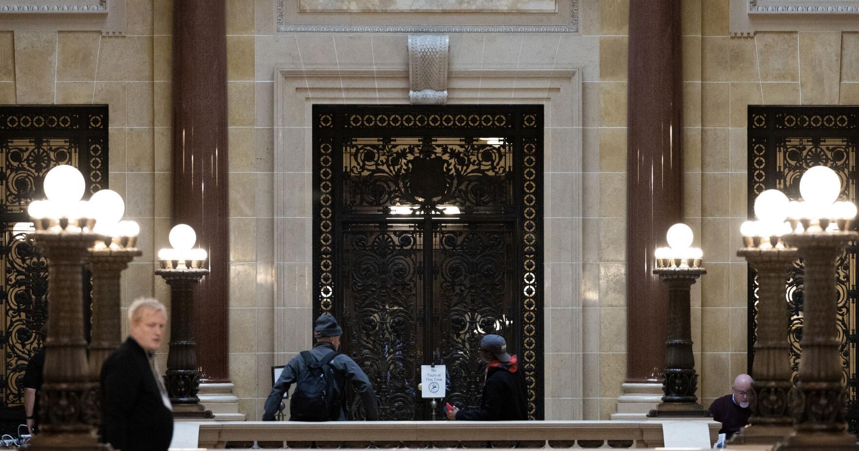 Conservative justice decries Evers entry into drop box case - Vimarsana News