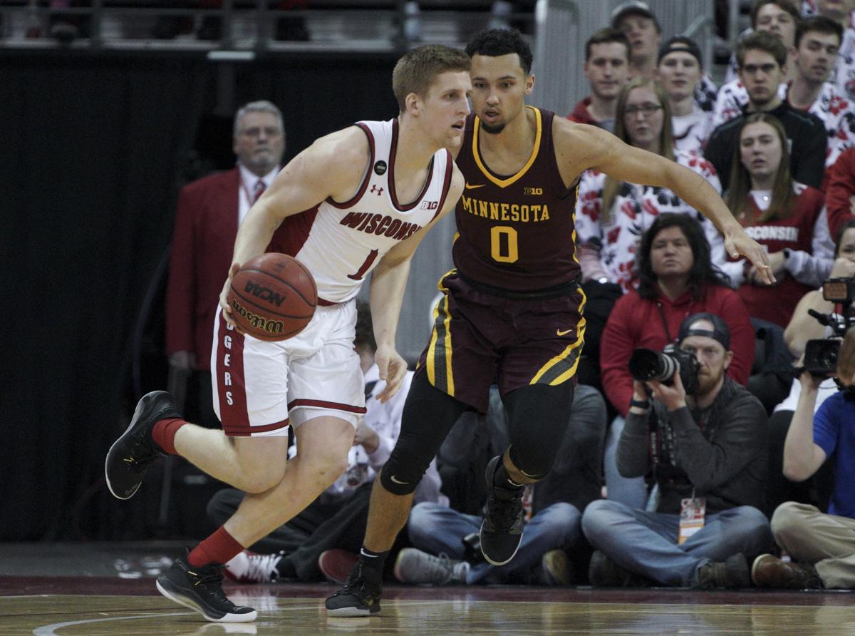 Battle To The Buzzer Wisconsin Badgers Withstand Late Push By