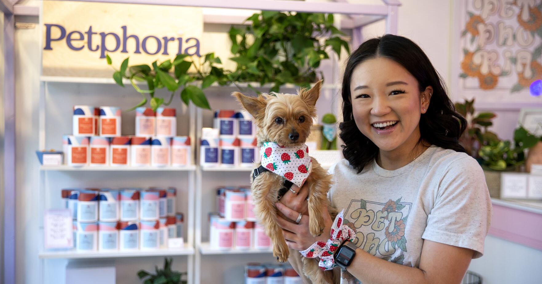 Shopping with your dog? Join the pack in the Madison area - Vimarsana News