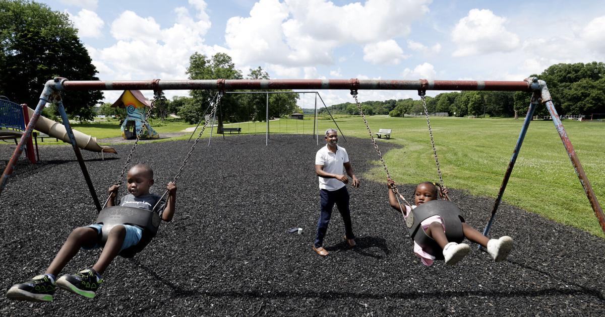VILAS PARK | REDEVELOPMENT Vilas Park redevelopment inches forward with plan to protect Ho-Chunk burial mounds