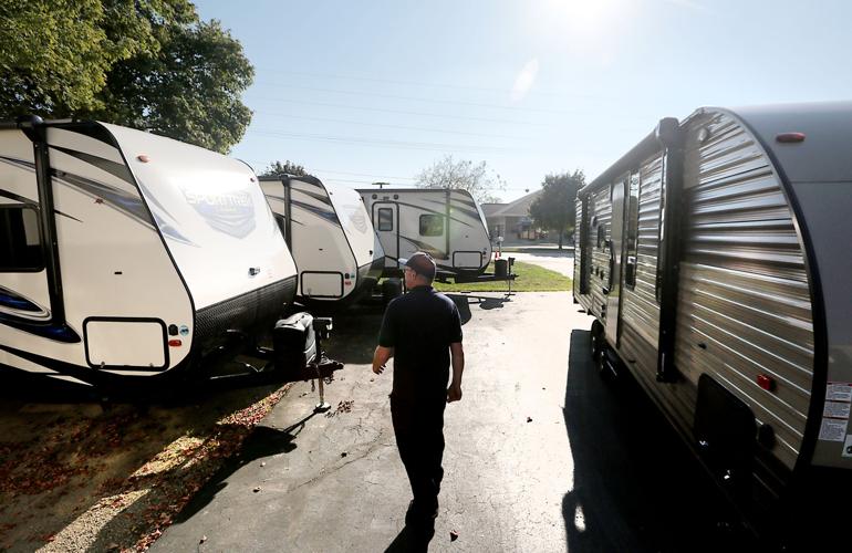 Fatheads country campers