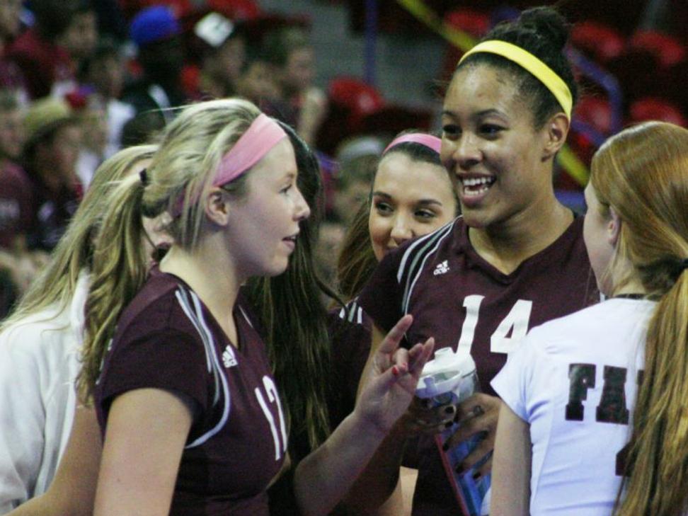 Prep Girls Volleyball Gatorade Names Menomonee Falls Simone Lee