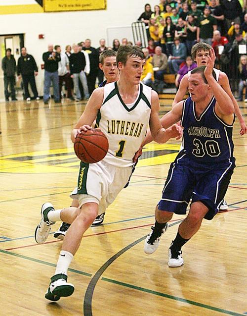 Uw Men S Basketball Dekker S Omission From Mcdonald S Roster A