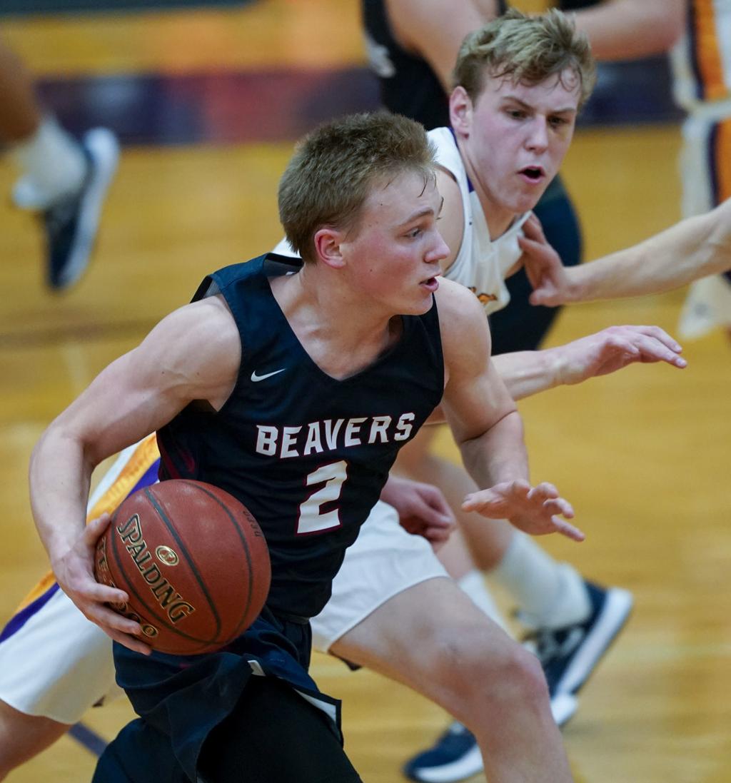 Deforest Edges Reedsburg In Prep Boys Basketball Boys Basketball