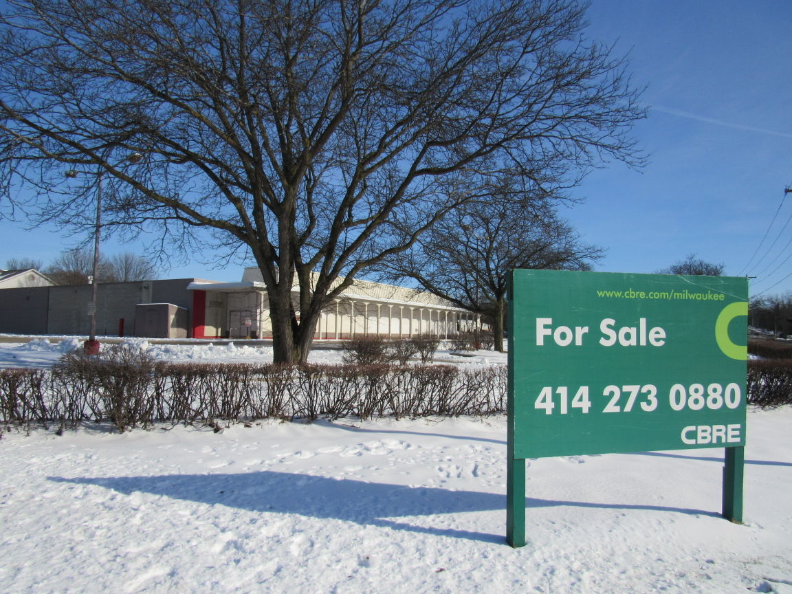 Uw Credit Union Pulls Plan For Former Sentry Store Site On Cottage