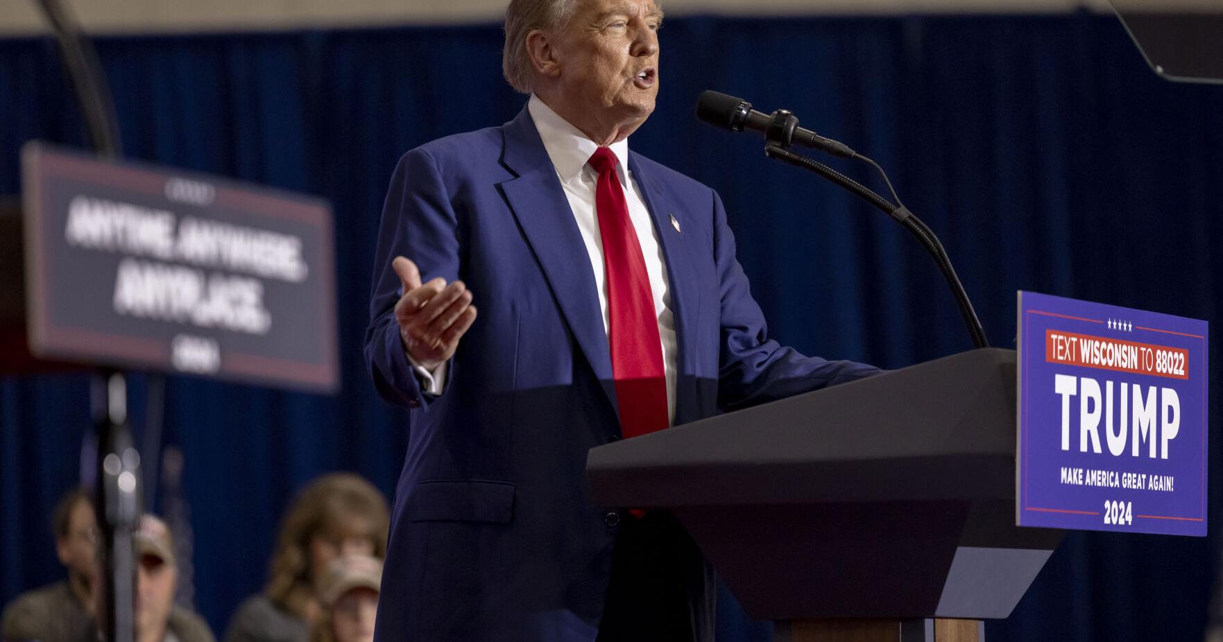 Donald Trump uses Green Bay rally to blast Biden on border - Vimarsana News