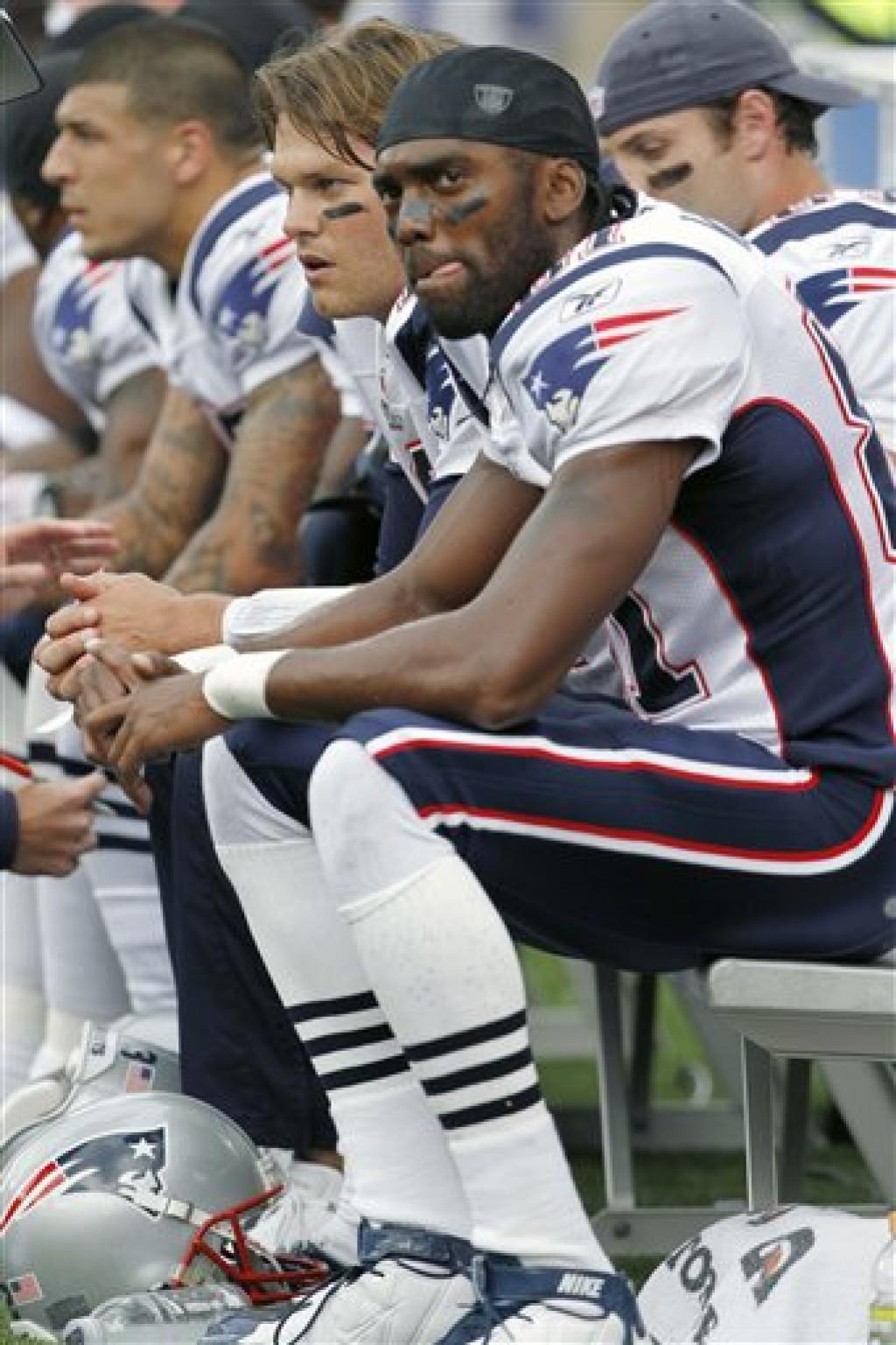 Update Patriots Confirm Trade Of Moss To Vikings Pro Football Madison Com