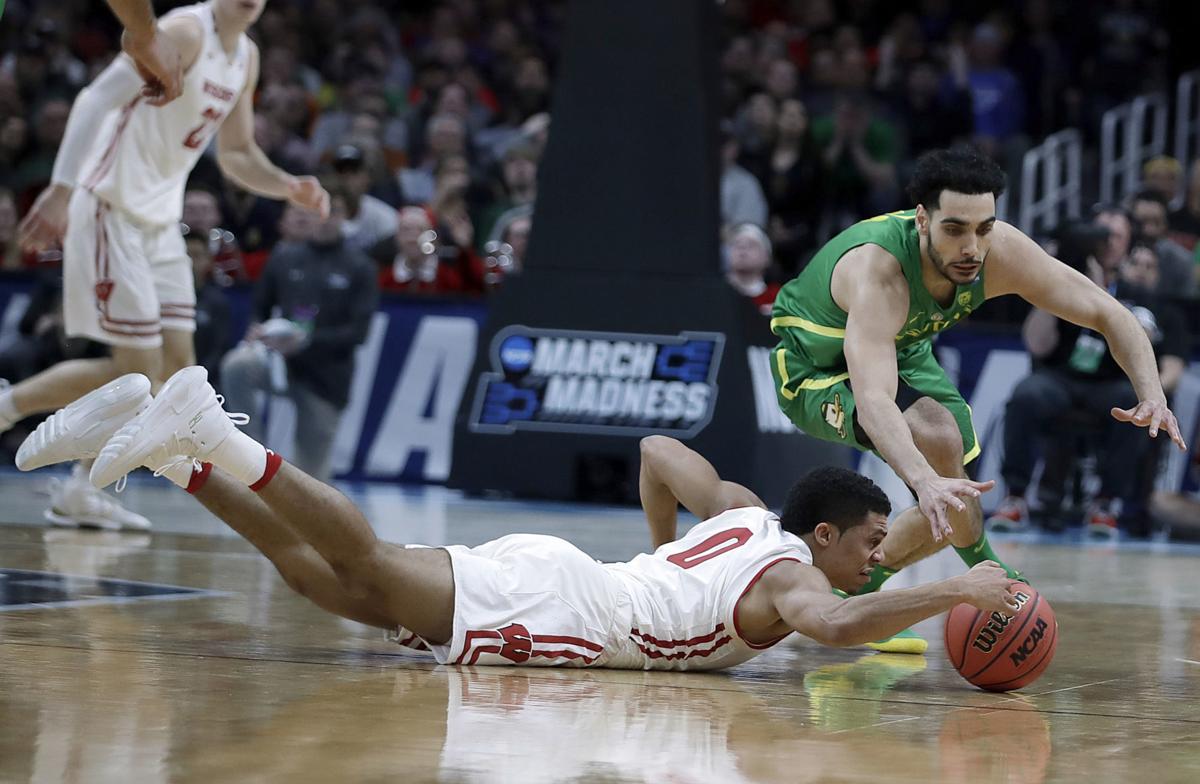 Badgers Basketball Tops March S Most Read Stories On Madison Com