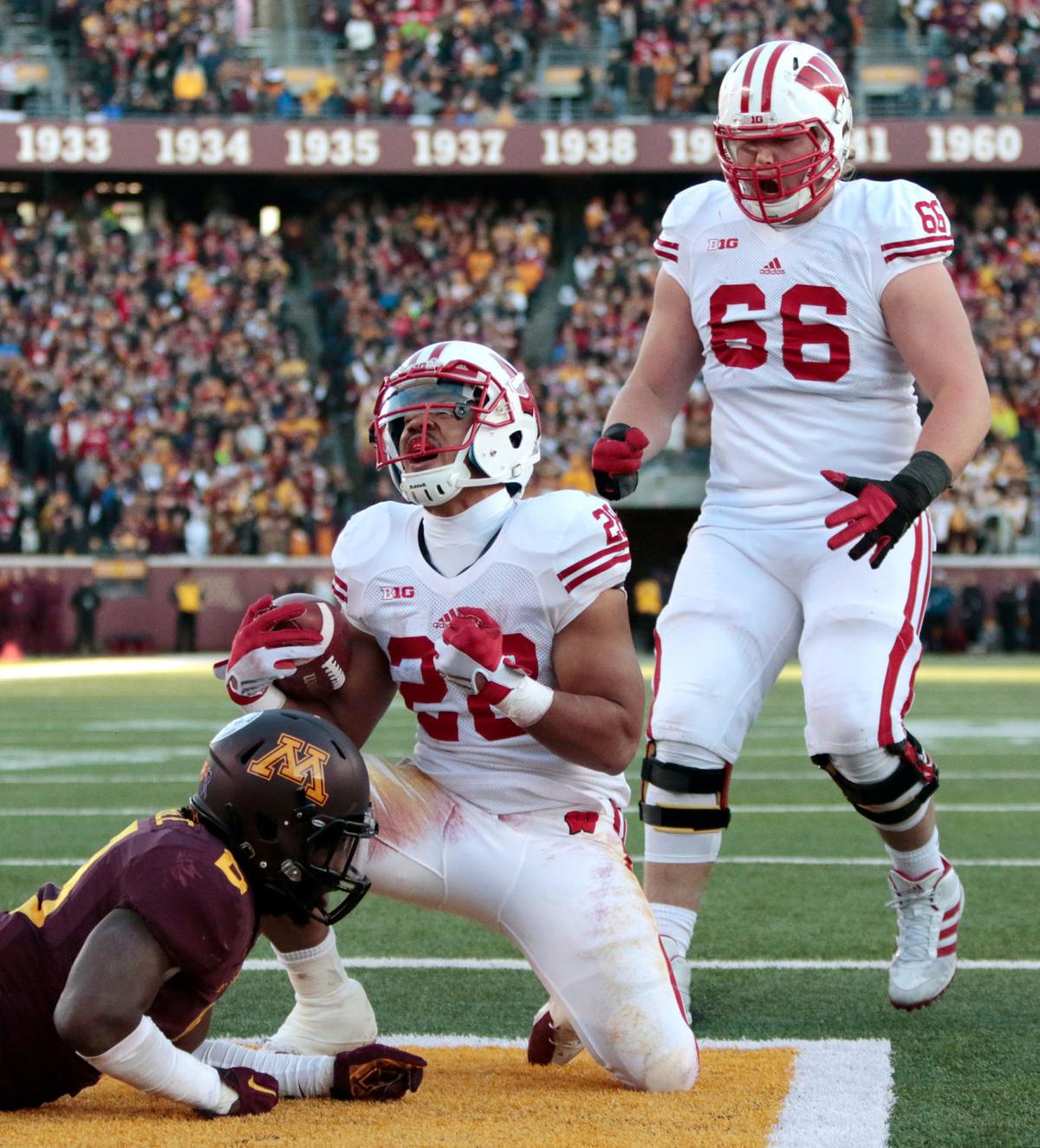 Badgers Football Film Room Taking A Closer Look At Uw S Win Over Minnesota College Football Madison Com