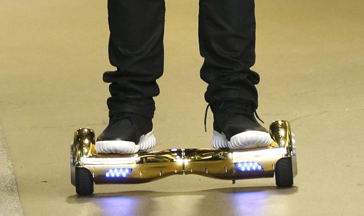 Prosecutors Say Alaska Dentist Rode Hoverboard At Procedure Madison Com