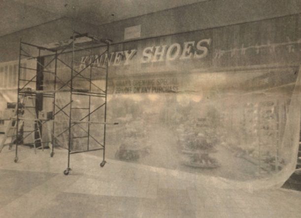 Valley View Mall: Kinney Shoes