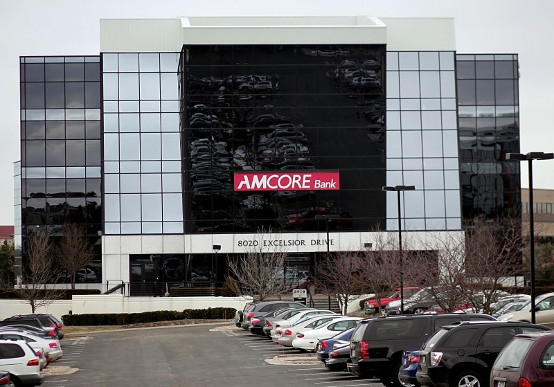 Chicago Bank To Take Over Amcore Local News Madison Com