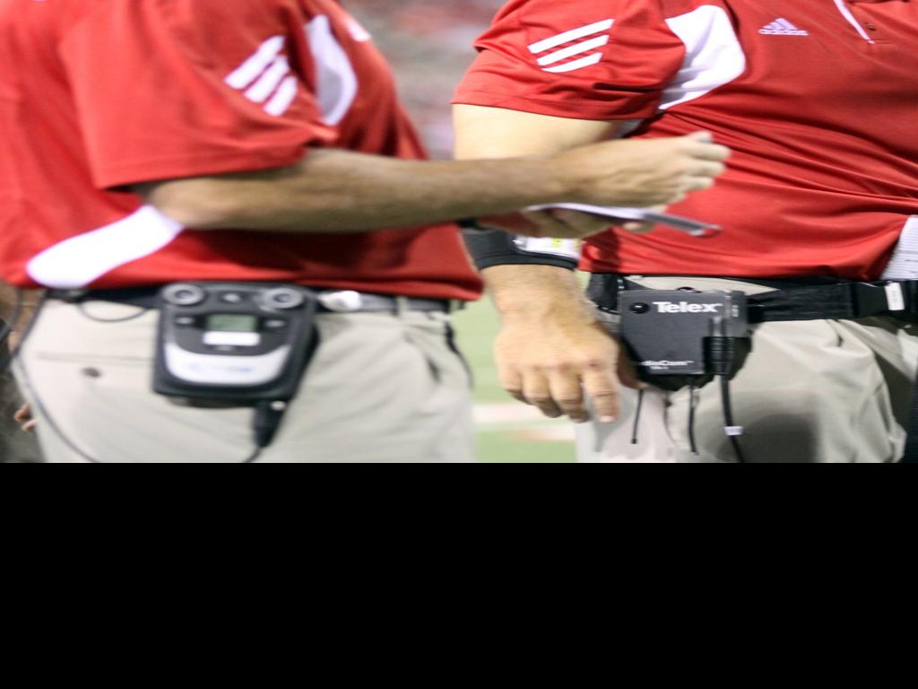College football: Ex-Badgers defensive coordinator Chris Ash leaving Bret  Bielema for Urban Meyer