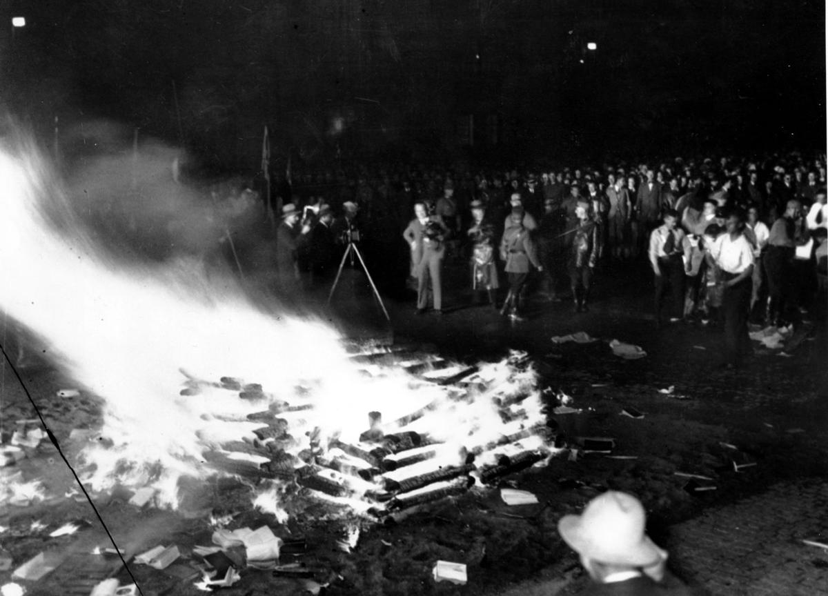 Today In History May 10 Nazi Book Burnings History 