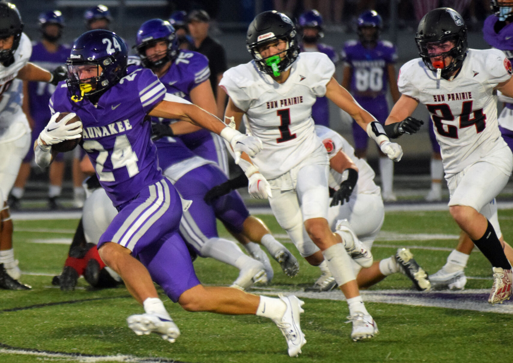 Waunakee Claims Top Spot in Madison/WiscNews High School Football Rankings
